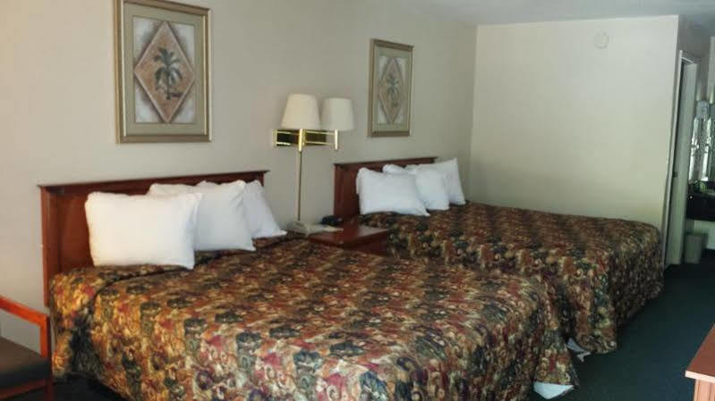 Days Inn By Wyndham Lake City I-10 Zewnętrze zdjęcie